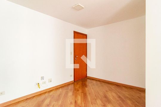 Sala de kitnet/studio para alugar com 1 quarto, 36m² em Jabaquara, São Paulo