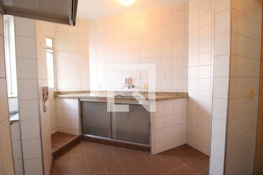 Cozinha de apartamento para alugar com 1 quarto, 53m² em Jardim Paraíso, Campinas