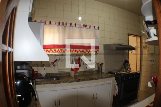 Cozinha de apartamento à venda com 3 quartos, 85m² em Taquara, Rio de Janeiro