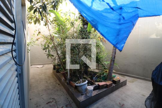 Quintal de casa à venda com 3 quartos, 210m² em Vila Formosa, São Paulo