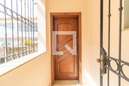 Entrada de apartamento à venda com 2 quartos, 69m² em Encantado, Rio de Janeiro