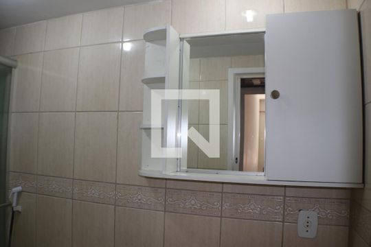 Banheiro de apartamento para alugar com 2 quartos, 60m² em Pechincha, Rio de Janeiro