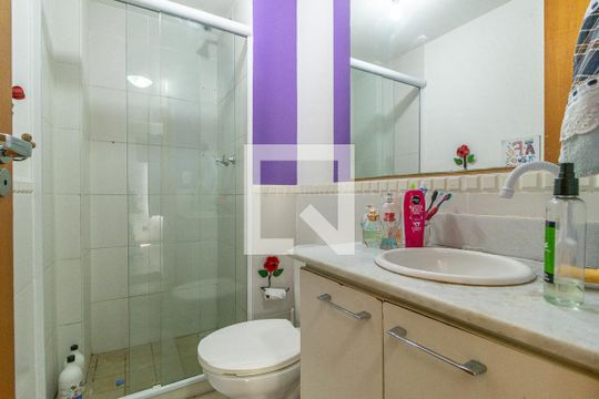 Banheiro Social de apartamento para alugar com 2 quartos, 60m² em Pechincha, Rio de Janeiro