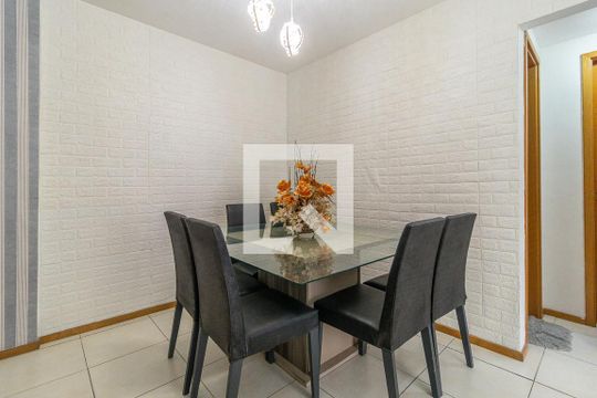 Sala de apartamento para alugar com 2 quartos, 60m² em Pechincha, Rio de Janeiro