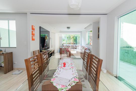 Sala de casa à venda com 5 quartos, 350m² em Jardim Guapira, São Paulo