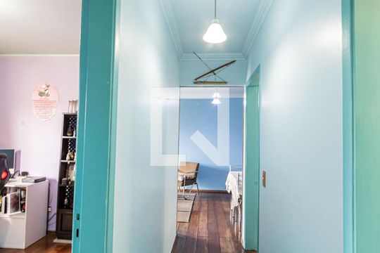 Corredor de apartamento à venda com 2 quartos, 56m² em Vila Regente Feijó, São Paulo