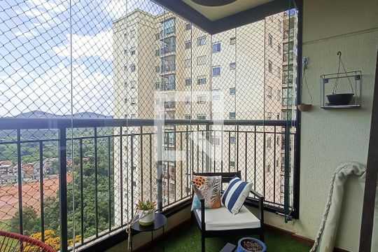 Varanda sala de apartamento à venda com 3 quartos, 87m² em Jardim Tupanci, Barueri