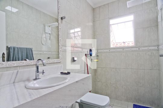 Casa para alugar com 3 quartos, 480m² em Vila Palmeiras, São Paulo