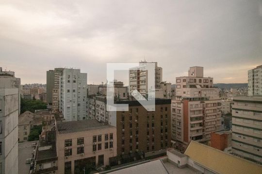 Vista da Sala de apartamento à venda com 1 quarto, 30m² em Centro Histórico, Porto Alegre