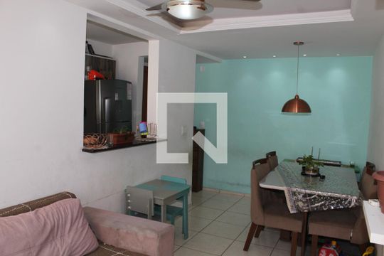 Sala de apartamento à venda com 2 quartos, 39m² em Vigário Geral, Rio de Janeiro