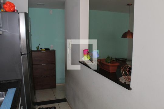 Cozinha de apartamento à venda com 2 quartos, 39m² em Vigário Geral, Rio de Janeiro