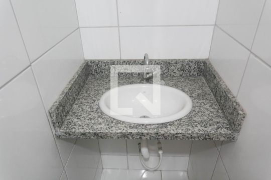 Lavabo de casa à venda com 3 quartos, 126m² em Jardim Lageado, São Paulo
