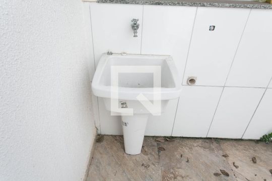 Tanque de casa à venda com 3 quartos, 126m² em Jardim Lageado, São Paulo