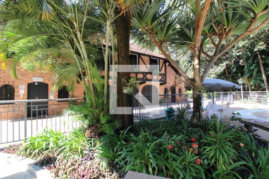 Jardim - área comum de apartamento para alugar com 3 quartos, 160m² em Santo Amaro, São Paulo