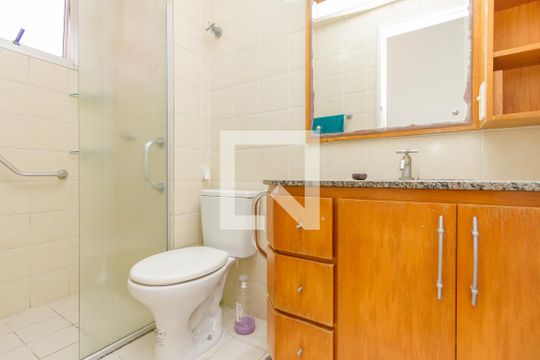 Banheiro de apartamento para alugar com 2 quartos, 55m² em Chácara Santo Antônio (zona Sul), São Paulo