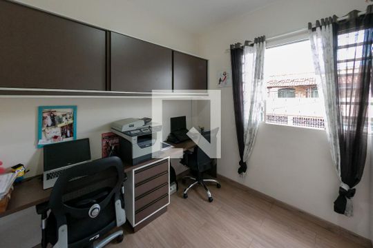 Quarto 1 de apartamento à venda com 2 quartos, 72m² em João Pinheiro, Belo Horizonte