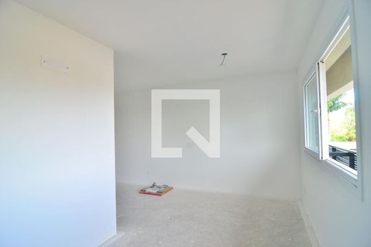 Dormitório de kitnet/studio à venda com 1 quarto, 39m² em Marechal Rondon, Canoas