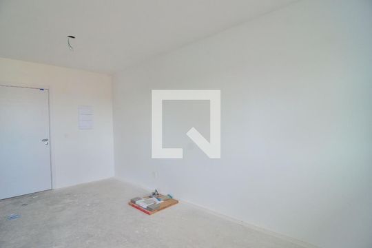 Sala de kitnet/studio à venda com 1 quarto, 39m² em Marechal Rondon, Canoas