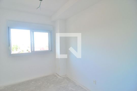 Dormitório de kitnet/studio à venda com 1 quarto, 39m² em Marechal Rondon, Canoas