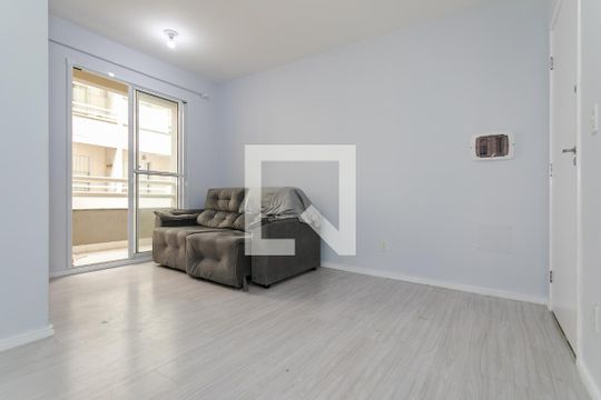 Sala de apartamento para alugar com 2 quartos, 55m² em Jundiapeba, Mogi das Cruzes