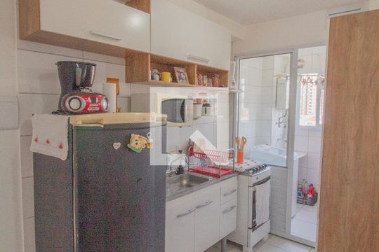 Cozinha de apartamento à venda com 1 quarto, 32m² em Vila Graciosa, São Paulo