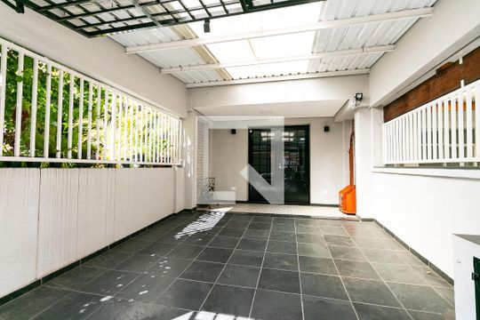 Garagem de casa à venda com 3 quartos, 100m² em Mooca, São Paulo