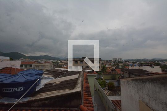 Vista da Suíte de apartamento para alugar com 2 quartos, 70m² em Bento Ribeiro, Rio de Janeiro