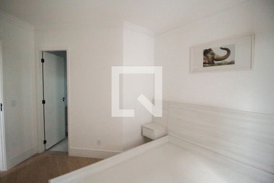 Suíte de apartamento para alugar com 1 quarto, 38m² em Vila Carmosina, São Paulo