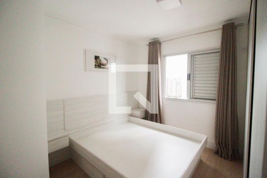 Suíte de apartamento para alugar com 1 quarto, 38m² em Vila Carmosina, São Paulo
