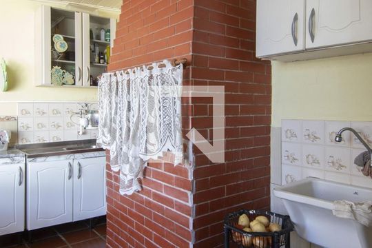 Área de Churrasqueira e Serviço de casa de condomínio à venda com 4 quartos, 251m² em Rubem Berta, Porto Alegre