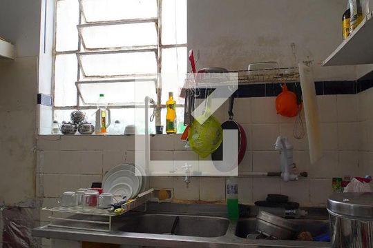 Cozinha de casa à venda com 3 quartos, 140m² em Floresta, Porto Alegre