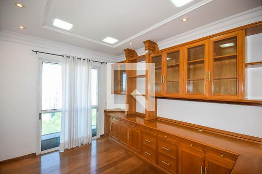 Quarto de apartamento à venda com 4 quartos, 380m² em Jardim Fonte do Morumbi, São Paulo