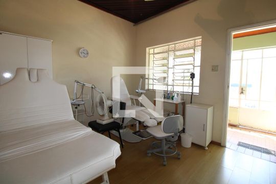 Sala de casa à venda com 4 quartos, 200m² em Jardim Bonfim, Campinas