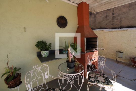 Edícula de casa à venda com 4 quartos, 200m² em Jardim Bonfim, Campinas