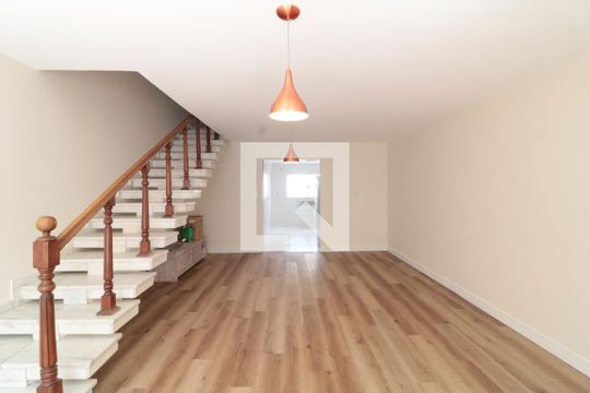 Casa à venda com 3 quartos, 170m² em Vila Esperança, São Paulo