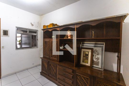 Quarto de serviço de casa à venda com 2 quartos, 147m² em Jardim do Mar, São Bernardo do Campo