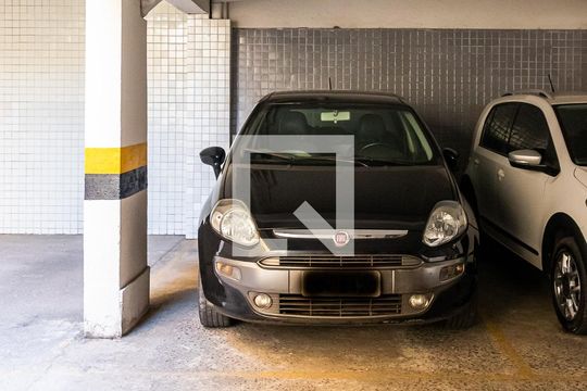 Garagem de apartamento à venda com 2 quartos, 55m² em Castelo, Belo Horizonte