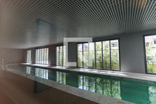 Piscina de apartamento para alugar com 1 quarto, 42m² em Bela Vista, São Paulo