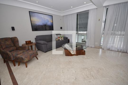 Sala de apartamento para alugar com 3 quartos, 131m² em Laranjeiras, Rio de Janeiro