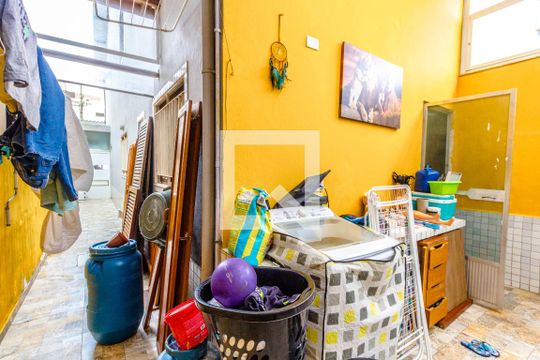 Quintal de casa para alugar com 3 quartos, 150m² em Canto do Forte, Praia Grande
