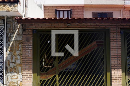 Fachada de casa à venda com 3 quartos, 118m² em Vila Rui Barbosa, São Paulo