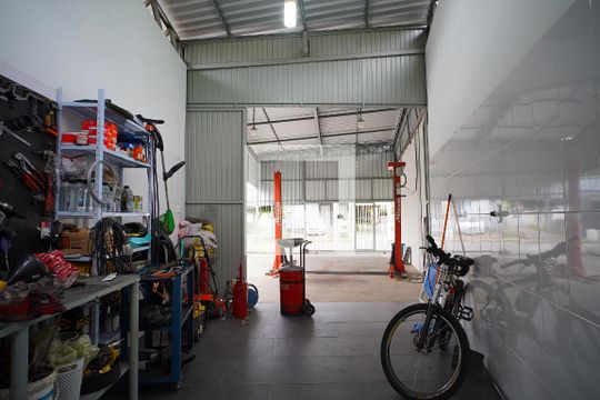 Garagem de casa à venda com 2 quartos, 150m² em Sarandi, Porto Alegre