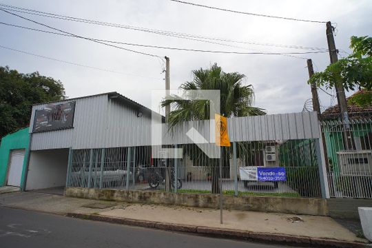 Fachada da Casa de casa à venda com 2 quartos, 150m² em Sarandi, Porto Alegre