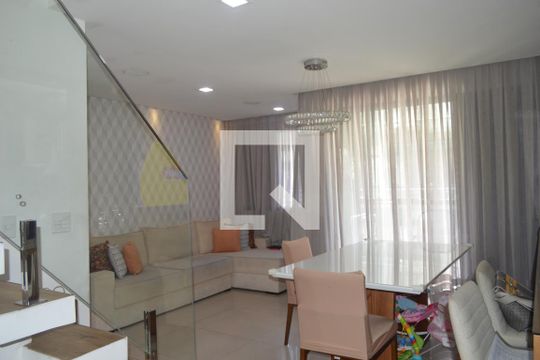 Sala de apartamento à venda com 3 quartos, 167m² em Pechincha, Rio de Janeiro