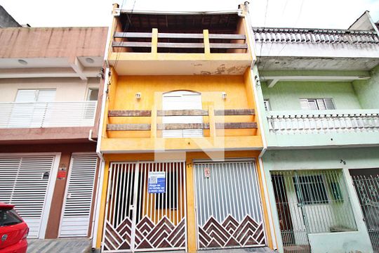 Fachada de casa à venda com 4 quartos, 193m² em Jardim Farina, São Bernardo do Campo