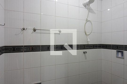 Banheiro Social de casa à venda com 4 quartos, 193m² em Jardim Farina, São Bernardo do Campo