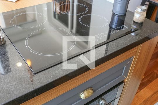 Cozinha de apartamento à venda com 1 quarto, 36m² em Barra Funda, São Paulo