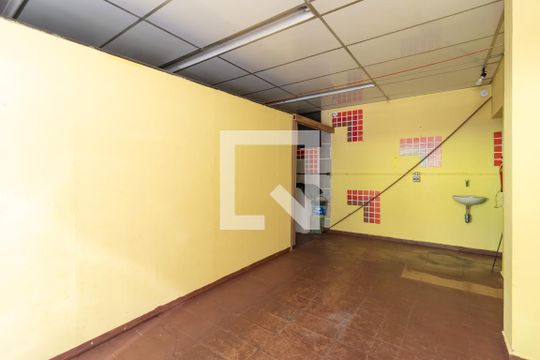 Garagem de casa à venda com 4 quartos, 170m² em Casa Verde, São Paulo