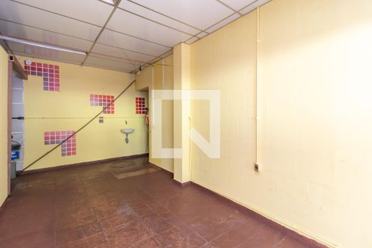 Garagem de casa à venda com 4 quartos, 170m² em Casa Verde, São Paulo