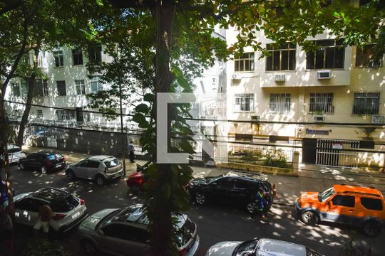 Vista da Sala de apartamento para alugar com 2 quartos, 85m² em Leblon, Rio de Janeiro
